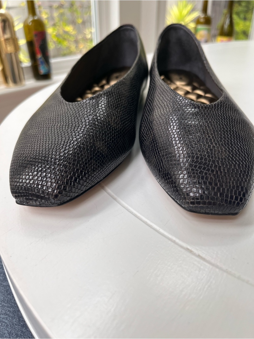 Birdies Black Textured Slip-On Flats with Quilted Metallic Insole - Picture 4 of 11